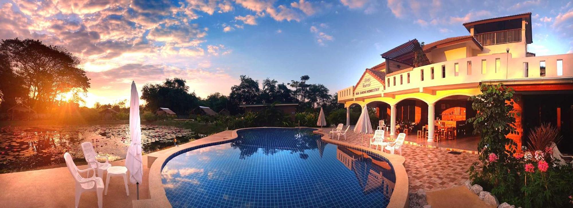Bua Daeng Homestay Resort Kumphawapi Exteriér fotografie