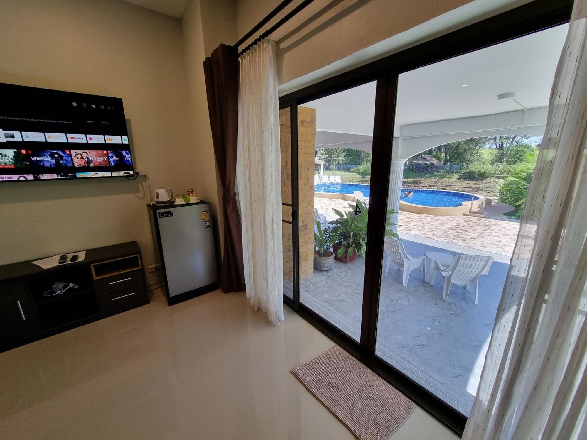 Bua Daeng Homestay Resort Kumphawapi Exteriér fotografie